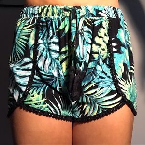 High Waisted stretchy blue/green Ardene shorts